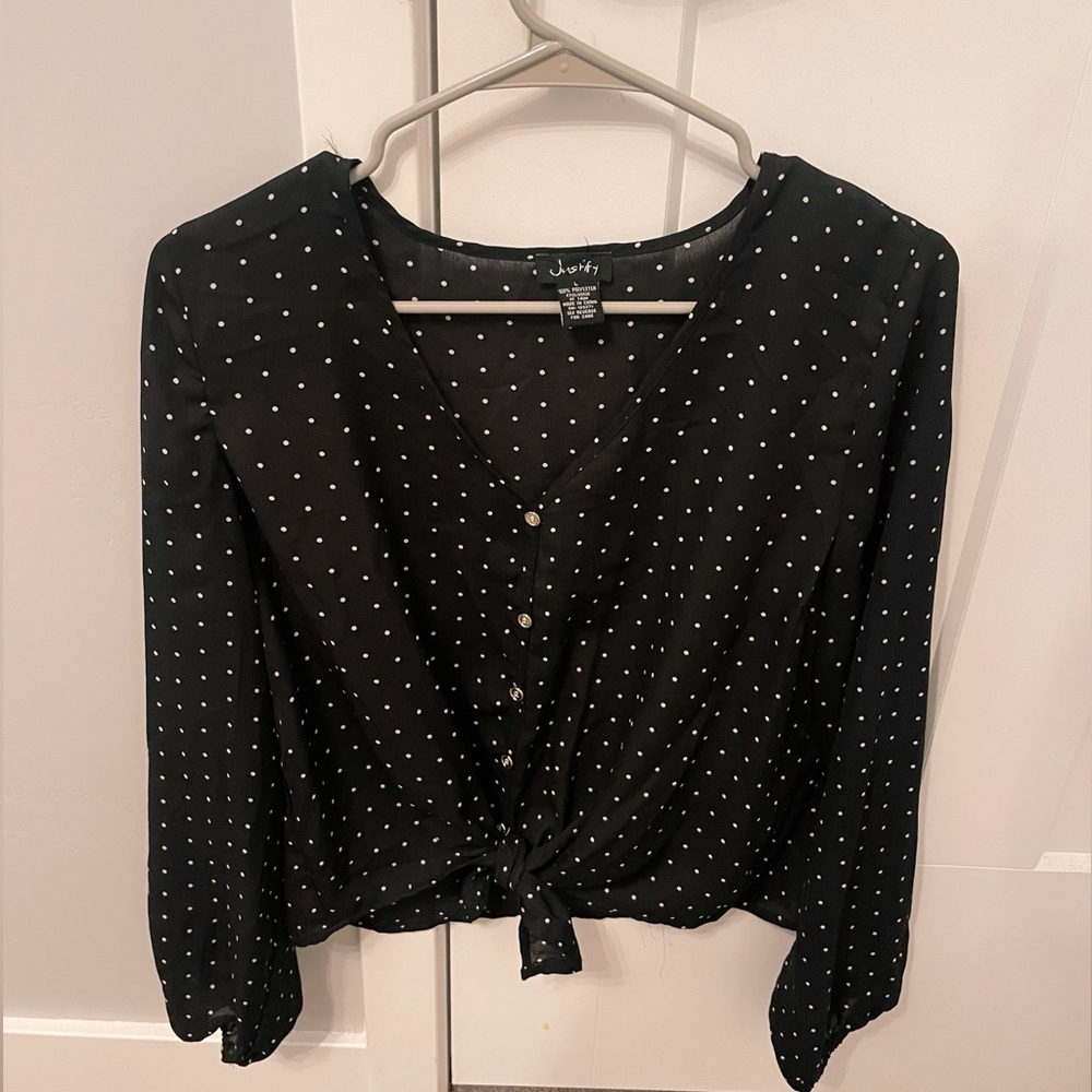 Justify Black and White Blouse
